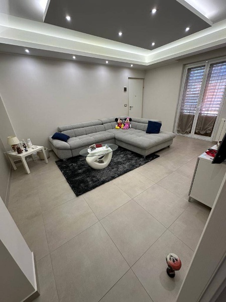 appartamento in vendita ad Aci Sant'Antonio