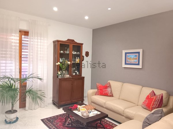 appartamento in vendita ad Aci Sant'Antonio