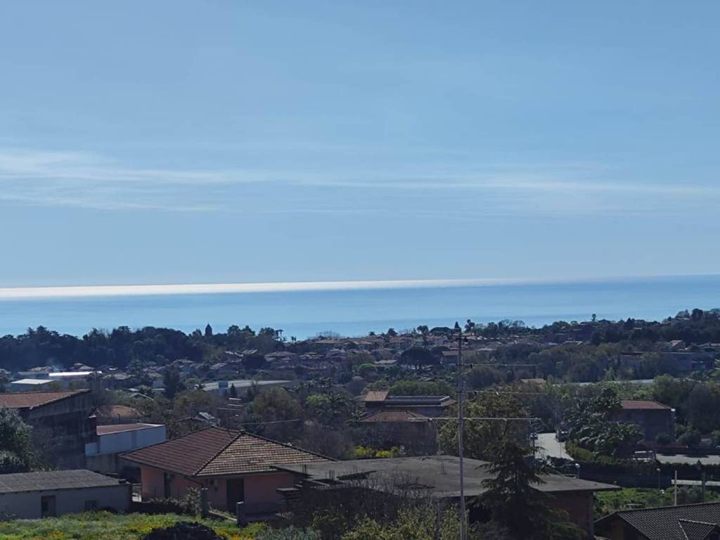 appartamento in vendita ad Aci Sant'Antonio