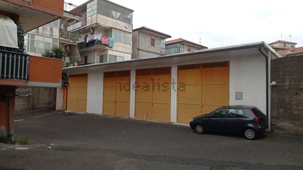capannone in vendita ad Aci Sant'Antonio