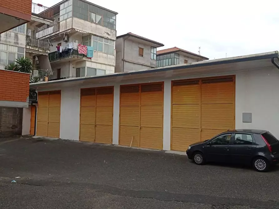 capannone in vendita ad Aci Sant'Antonio