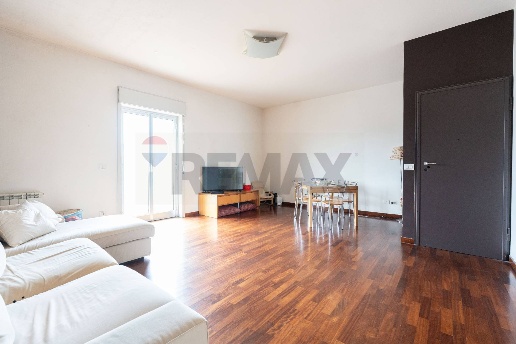 appartamento in vendita ad Aci Sant'Antonio