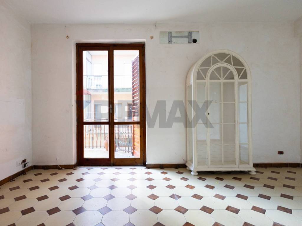appartamento in vendita ad Aci Sant'Antonio