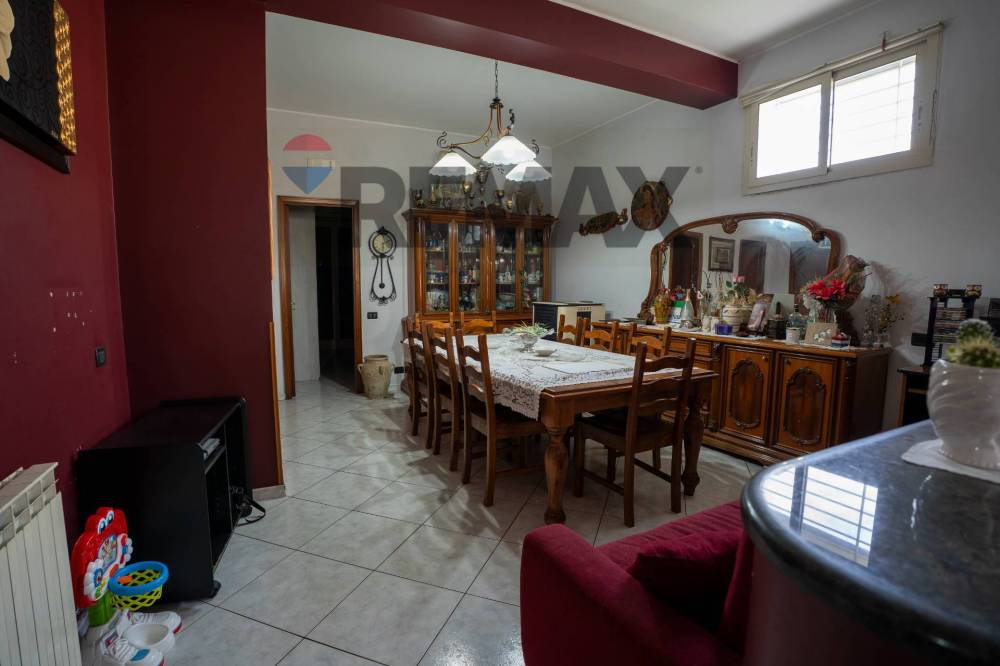 casa indipendente in vendita ad Aci Sant'Antonio