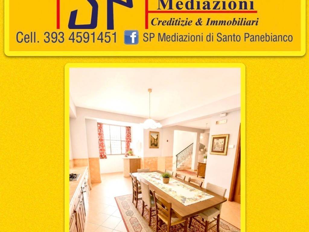 casa indipendente in vendita ad Aci Sant'Antonio