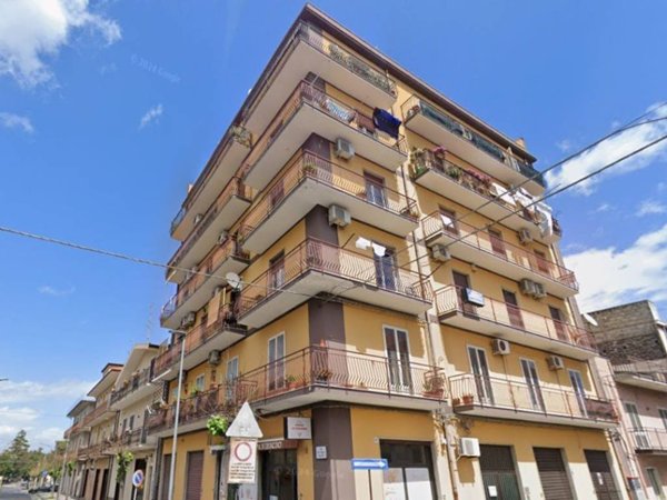 appartamento in vendita ad Aci Sant'Antonio in zona Lavina