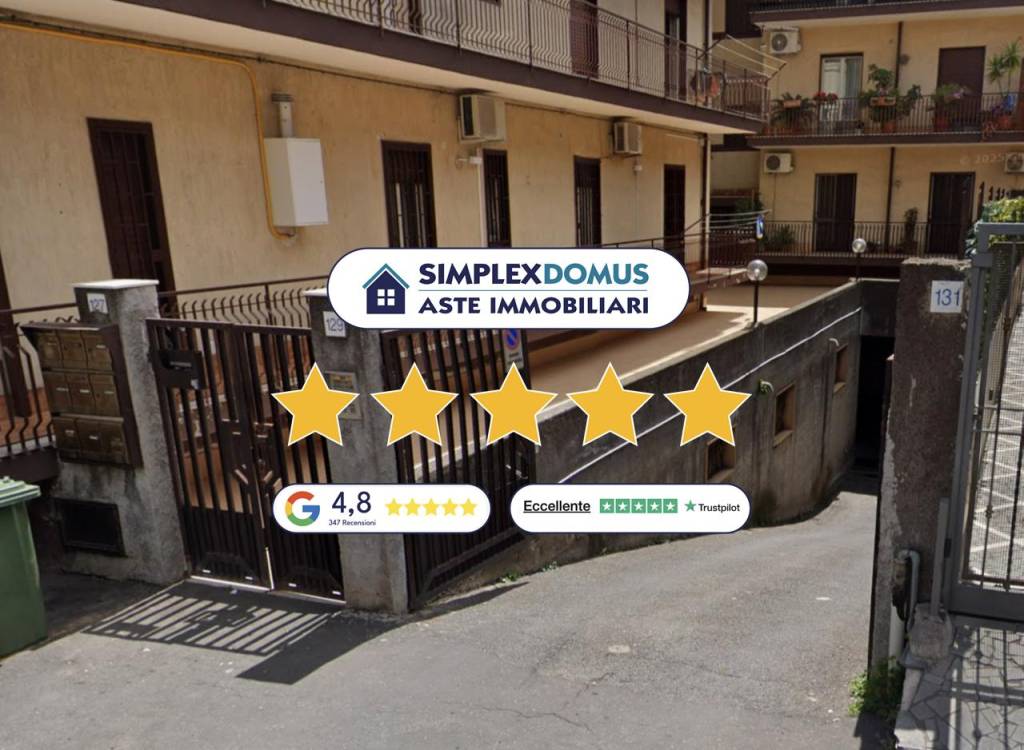 appartamento in vendita ad Aci Sant'Antonio in zona Lavina