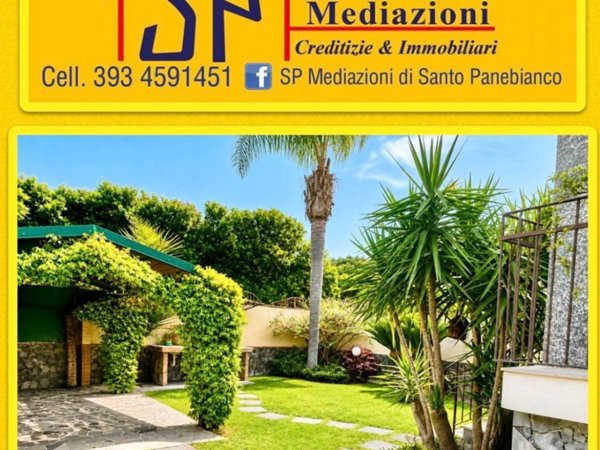 casa indipendente in vendita ad Aci Sant'Antonio