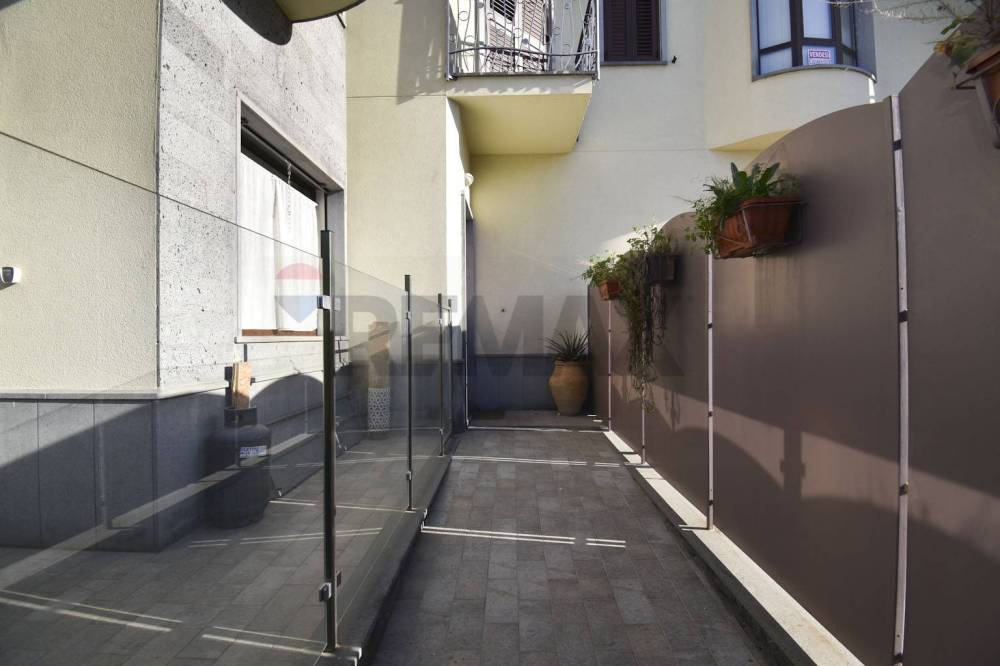 appartamento in vendita ad Aci Sant'Antonio