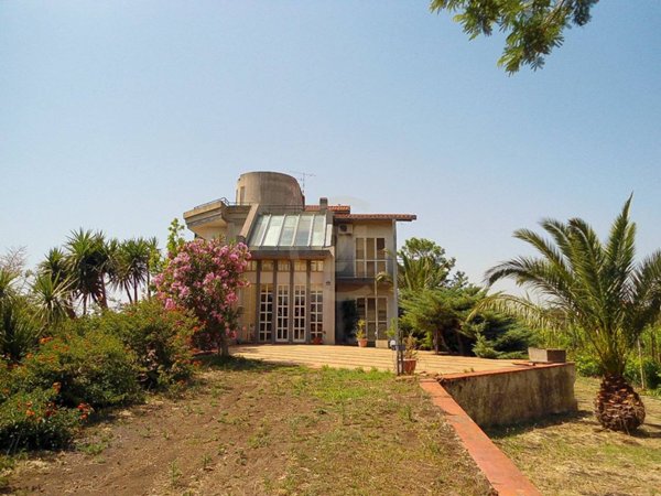 casa indipendente in vendita ad Aci Sant'Antonio