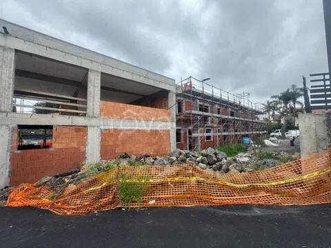 casa indipendente in vendita ad Aci Sant'Antonio