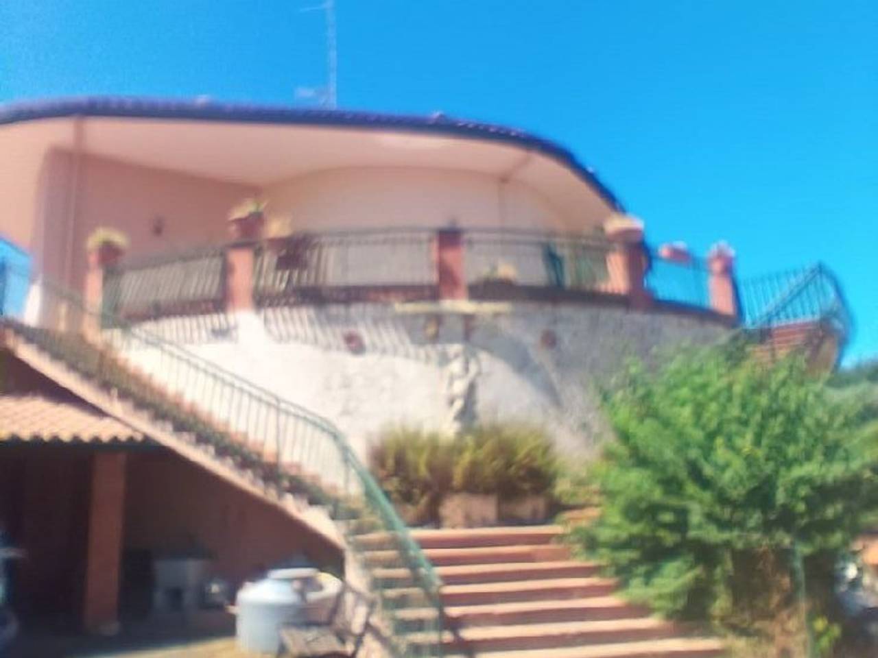 casa indipendente in vendita ad Aci Sant'Antonio in zona Lavina