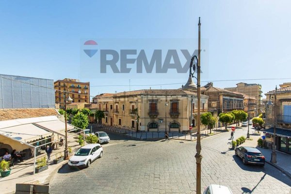 appartamento in vendita ad Aci Sant'Antonio in zona Lavina