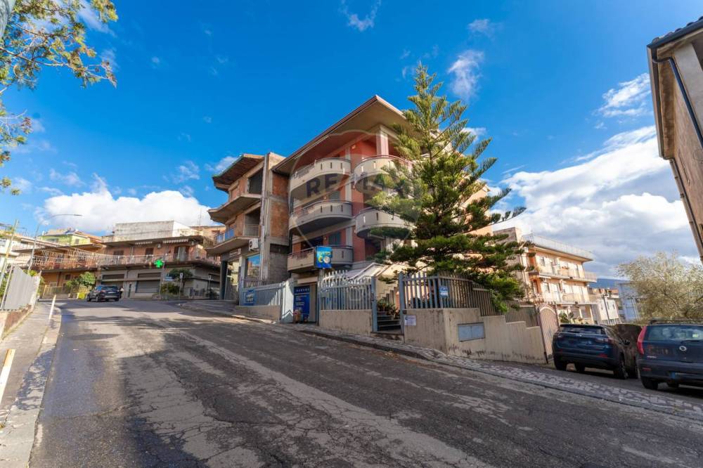 appartamento in vendita ad Adrano