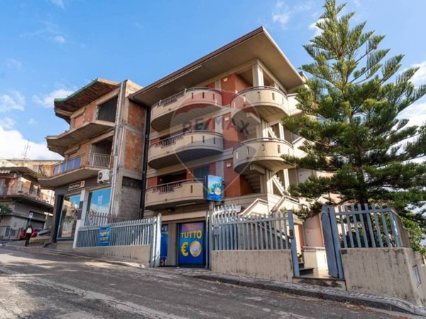 appartamento in vendita ad Adrano