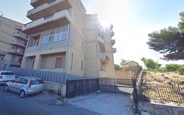 appartamento in vendita ad Adrano