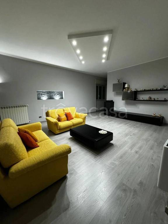 appartamento in vendita ad Adrano