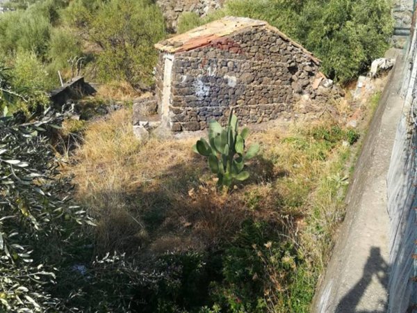 terreno agricolo in vendita ad Adrano