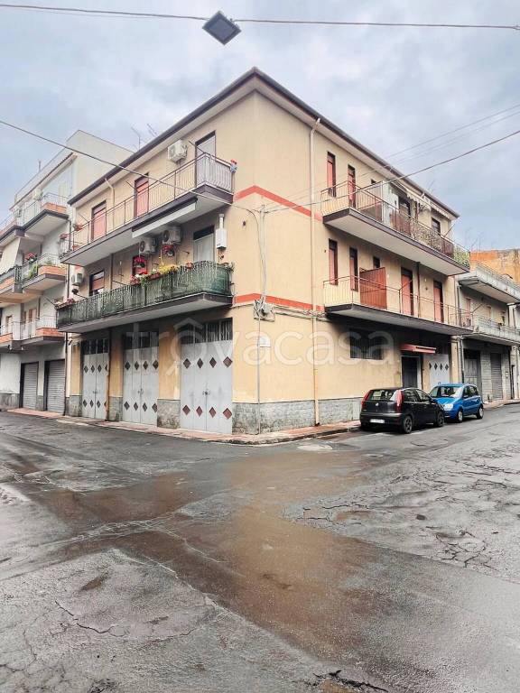 appartamento in vendita ad Adrano