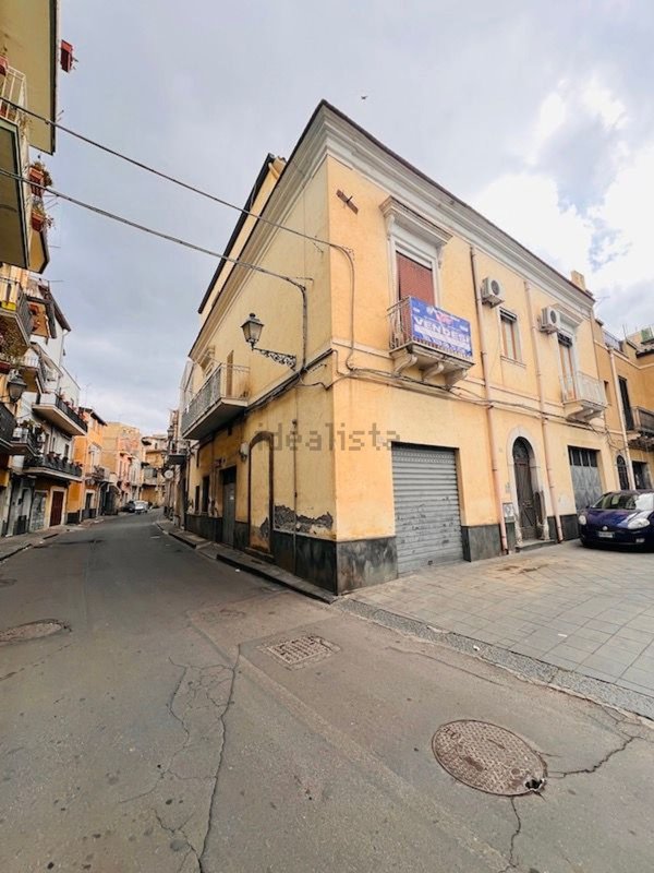 appartamento in vendita ad Adrano