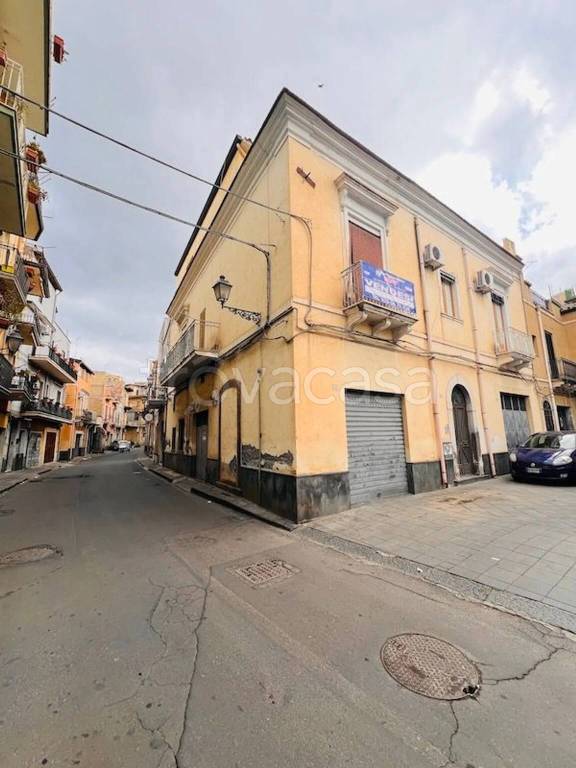 appartamento in vendita ad Adrano