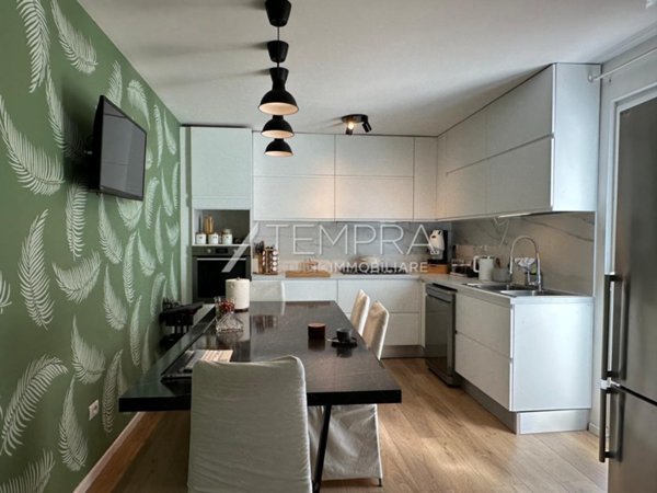 casa indipendente in vendita ad Adrano