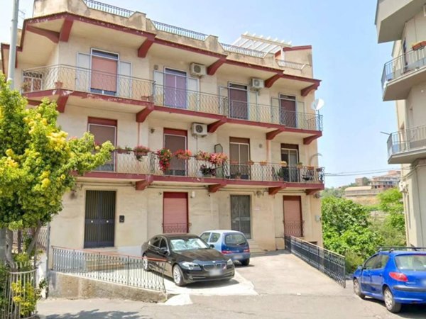 appartamento in vendita ad Adrano
