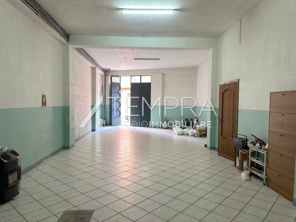 casa indipendente in vendita ad Adrano
