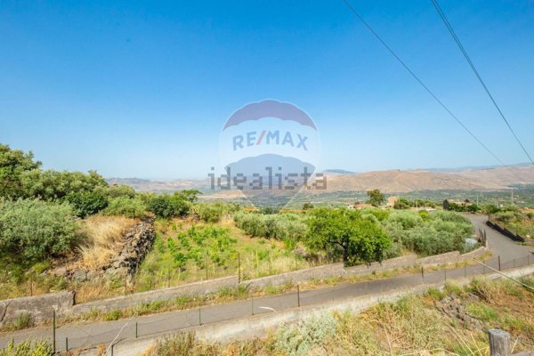 terreno agricolo in vendita ad Adrano