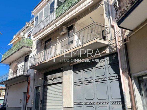 appartamento in vendita ad Adrano
