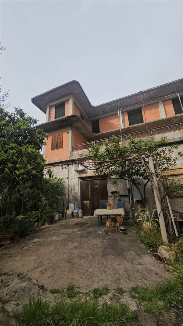 appartamento in vendita ad Adrano