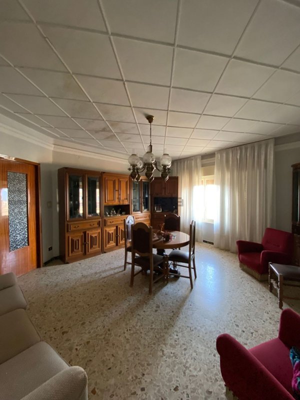 appartamento in vendita ad Adrano