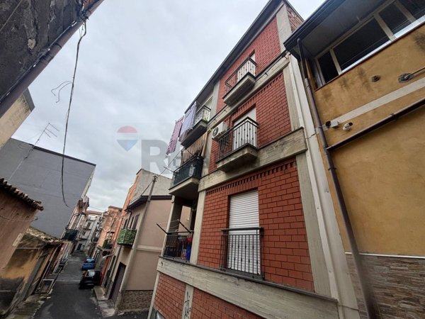 appartamento in vendita ad Adrano