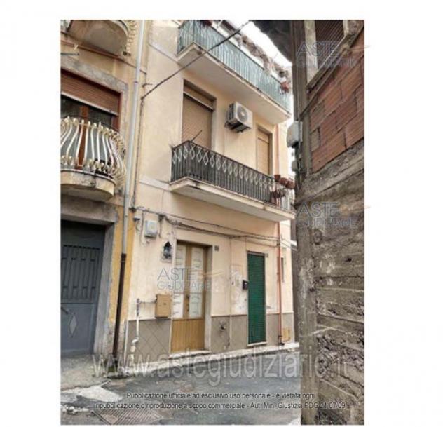 appartamento in vendita ad Adrano