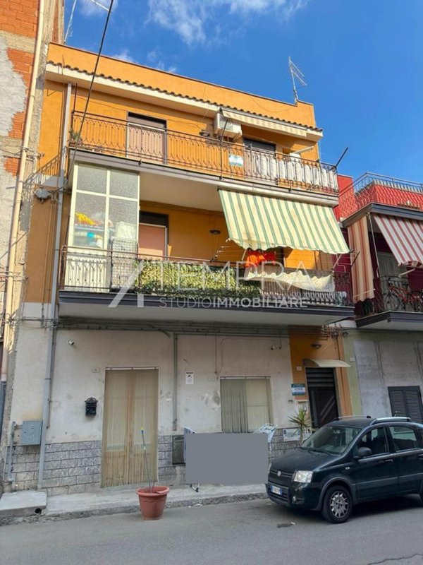appartamento in vendita ad Adrano