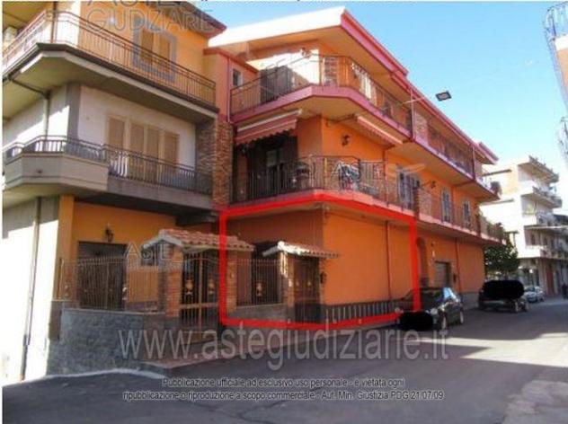 locale di sgombero in vendita ad Adrano