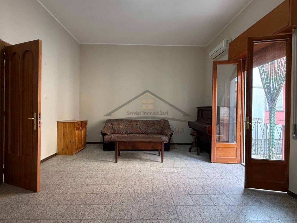 appartamento in vendita ad Adrano