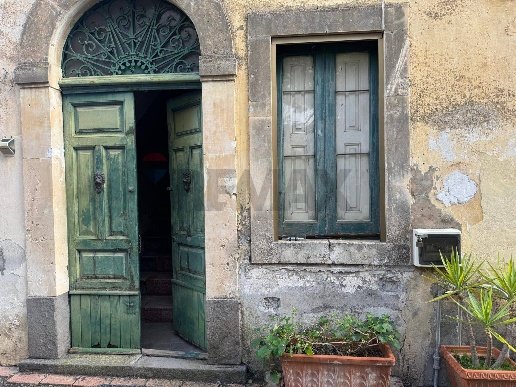 appartamento in vendita ad Adrano