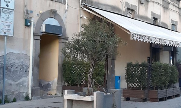 casa indipendente in vendita ad Adrano