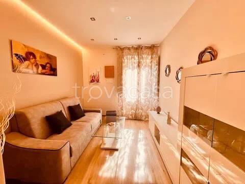 casa indipendente in vendita ad Adrano