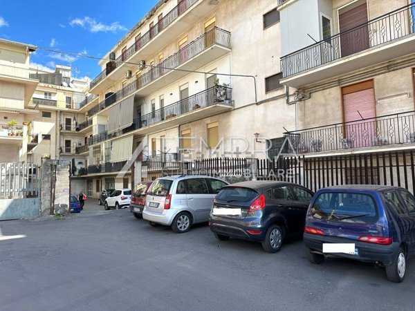 appartamento in vendita ad Adrano