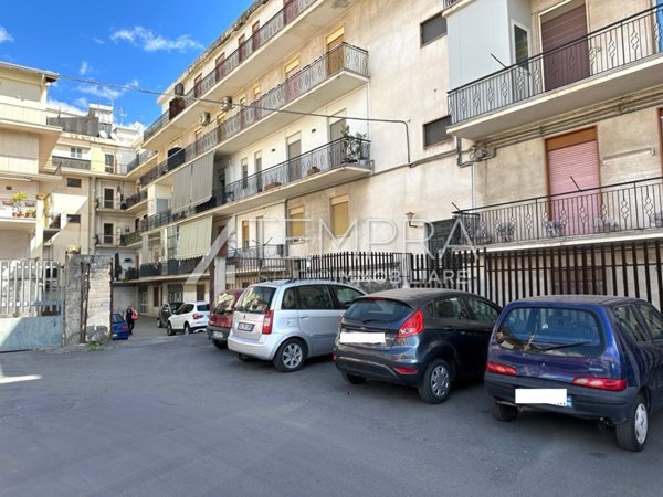 appartamento in vendita ad Adrano