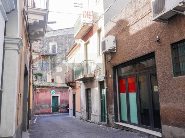 appartamento in vendita ad Adrano
