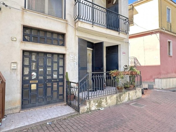appartamento in vendita ad Adrano