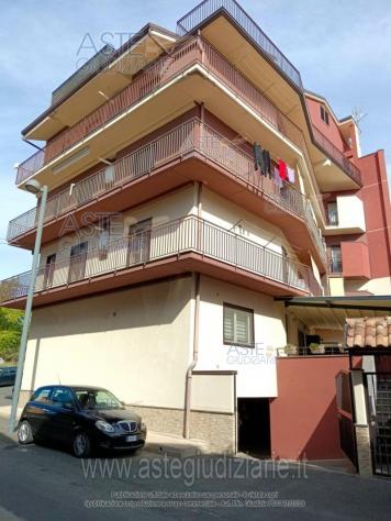 appartamento in vendita ad Adrano