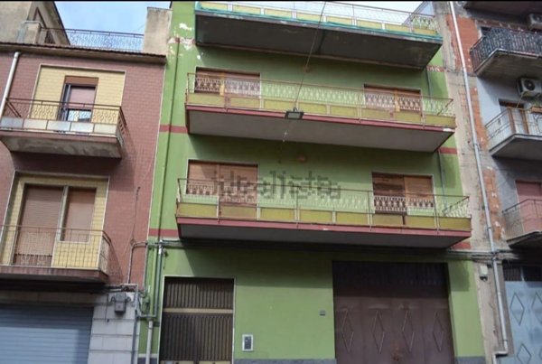 appartamento in vendita ad Adrano