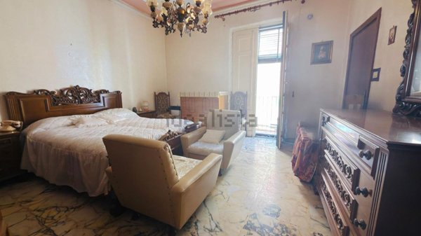casa indipendente in vendita ad Adrano