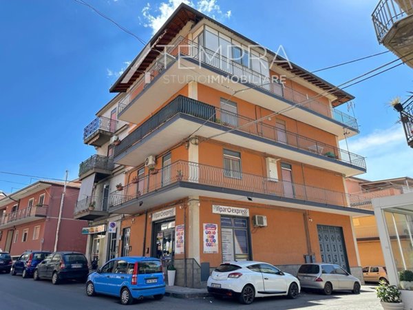 appartamento in vendita ad Adrano