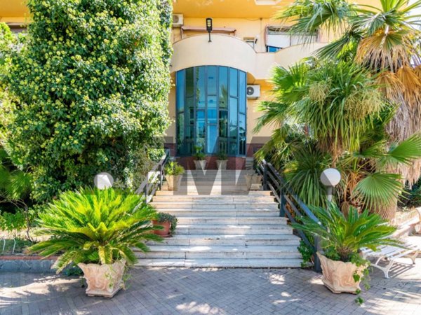 casa indipendente in vendita ad Adrano
