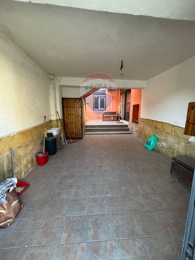 casa indipendente in vendita a Belpasso